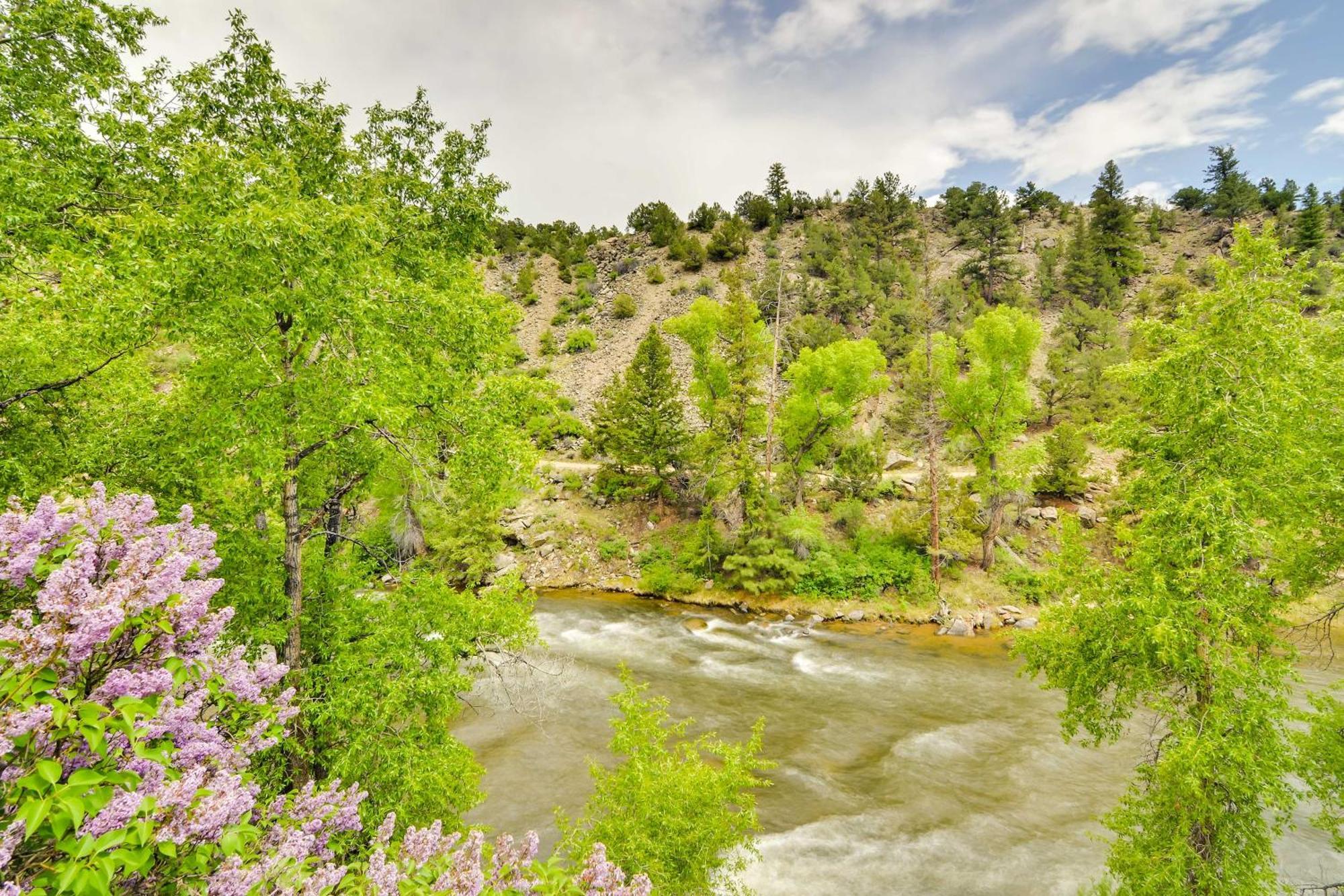 Private River Access, Mtn Views&A Spacious Home Buena Vista Exterior foto